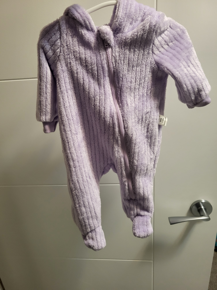 Baby Clothes Lot (over 15 pairs of clothing) - photo 3