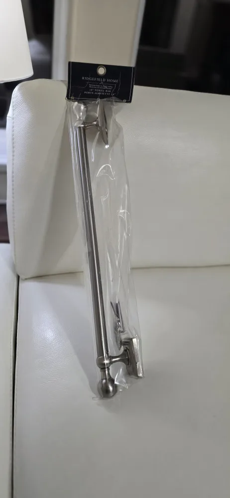 18" Towel Bar image indicator(3)