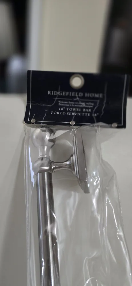 18" Towel Bar image indicator(4)