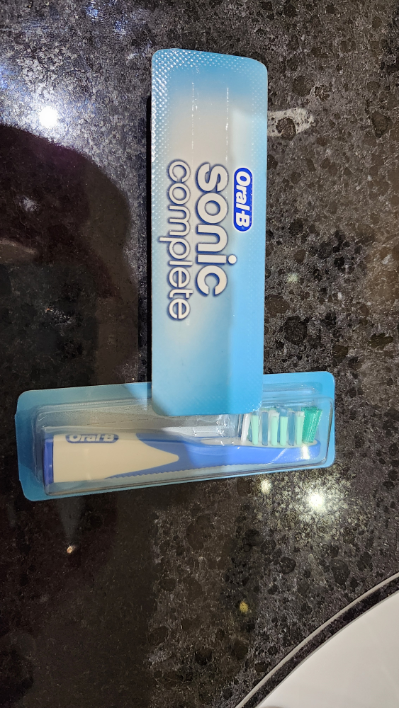 2x Oral-B Sonic Complete Electric Toothbrush Heads - photo 2