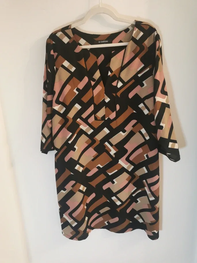 Le Chateau Geometric Print Dress xxl thumbnail