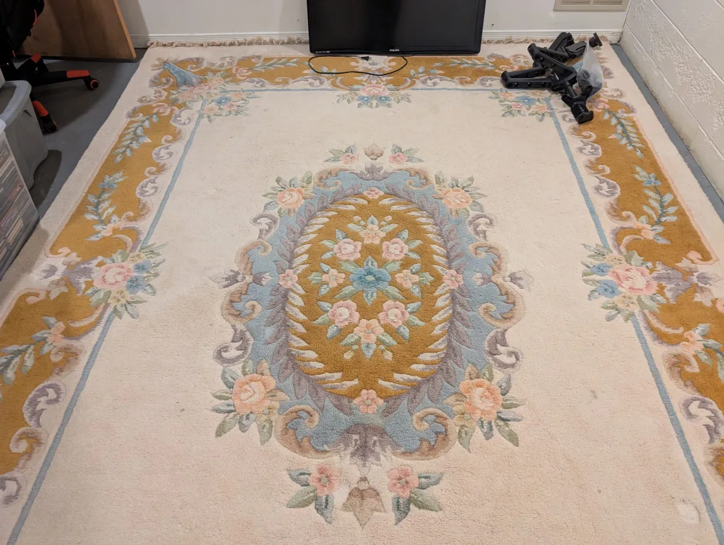 Large Floral Area Rug wool image indicator(2)