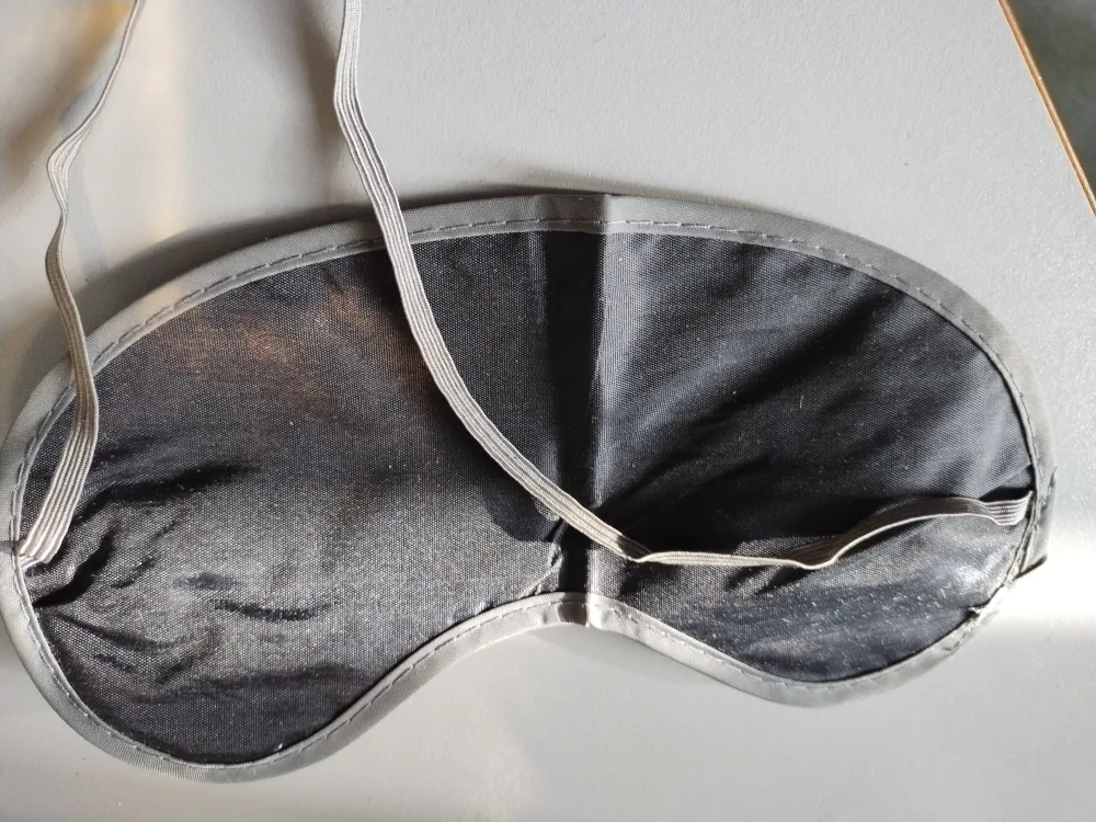 #freecycle Sleep Mask image indicator(3)