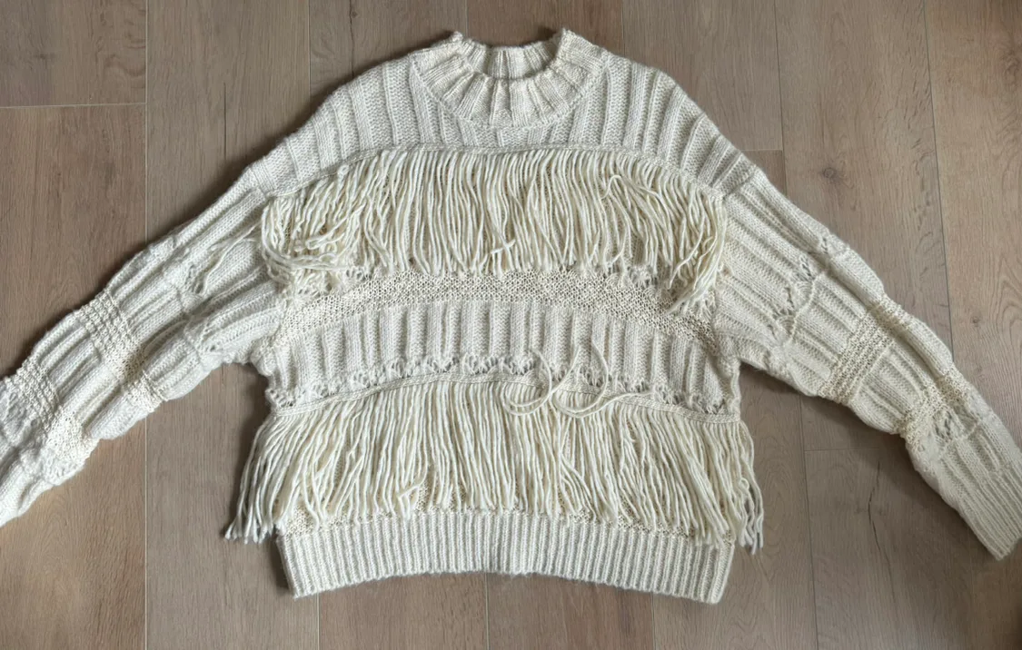 Costes tassels sweater image indicator(4)