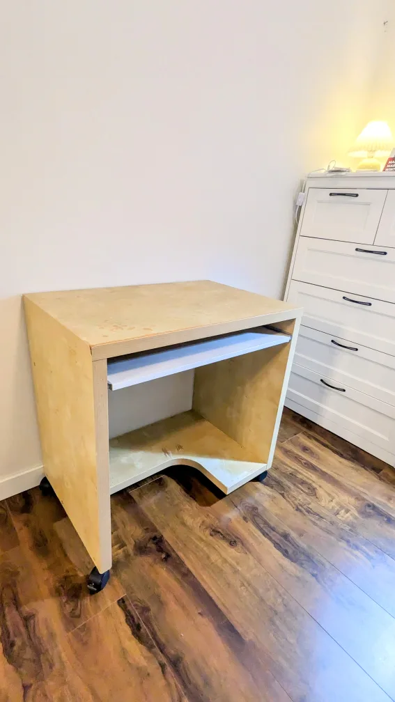 Free!! 😊 Small Computer Desk with Keyboard Tray image indicator(2)