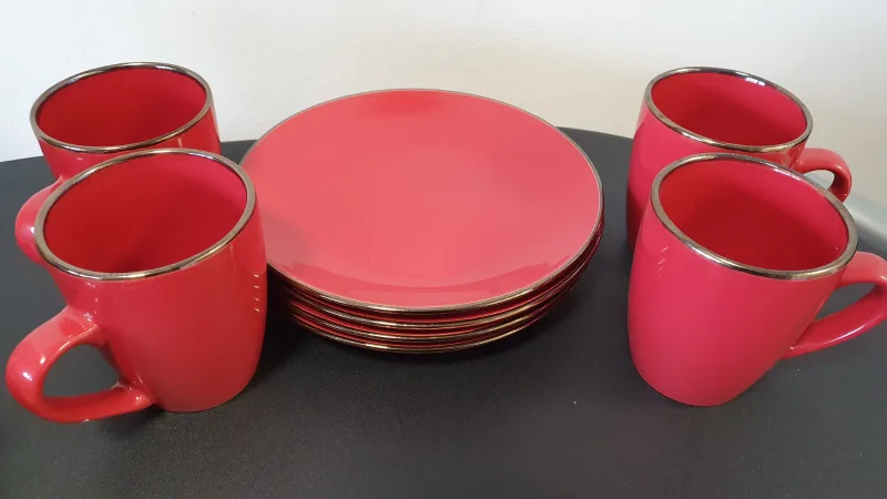 Red & Gold Cereal Bowls & Mugs Set image indicator(3)