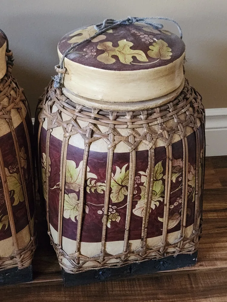 Pair of Decorative Storage Containers image indicator(2)