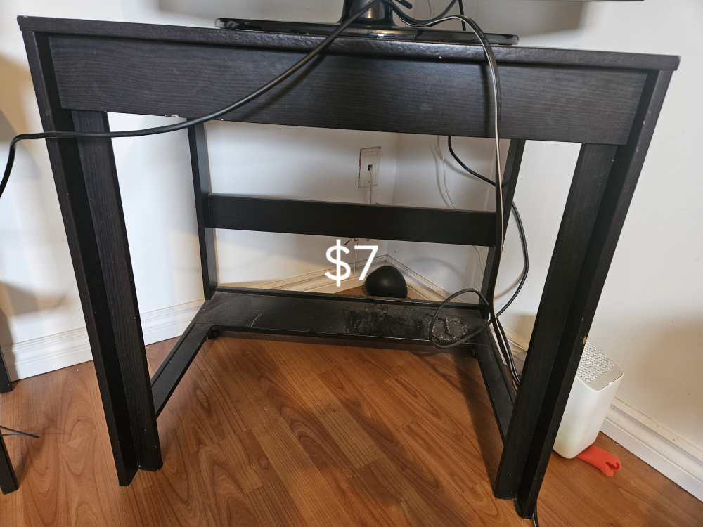 Small black computer desk