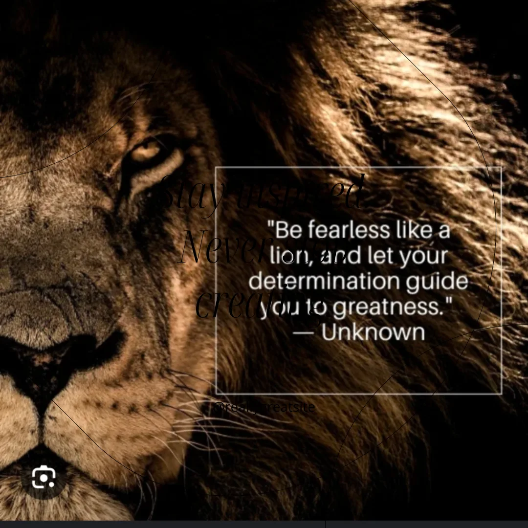 Live Edge Walnut Wood Serving Tray with Lion Design image indicator(4)