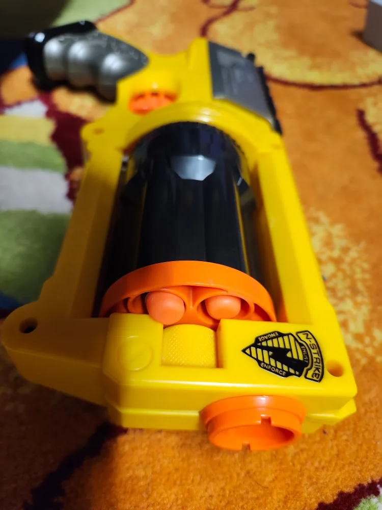 vintage early 2000s Nerf Gun Revolver image indicator(7)
