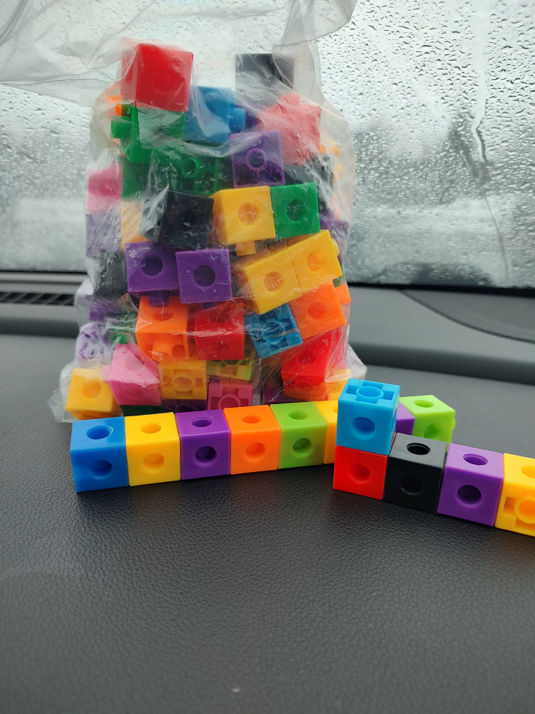 Bulk Package of Interlocking Plastic Cubes for counting