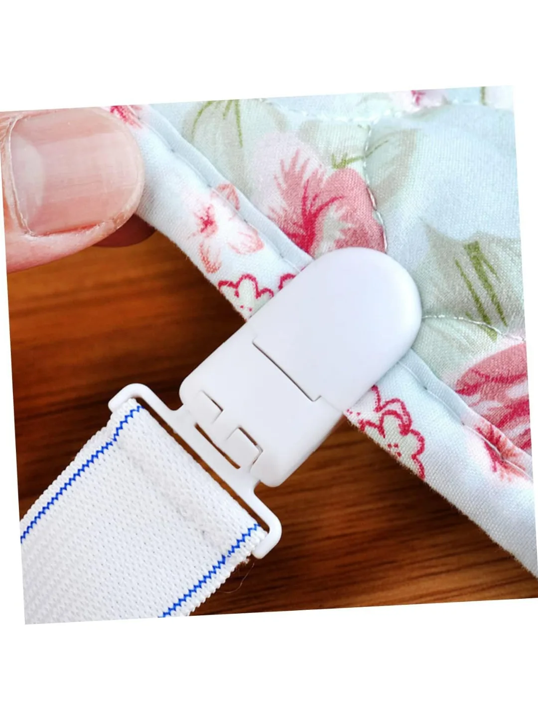 6 Pack White Bed Sheet Fasteners image indicator(6)