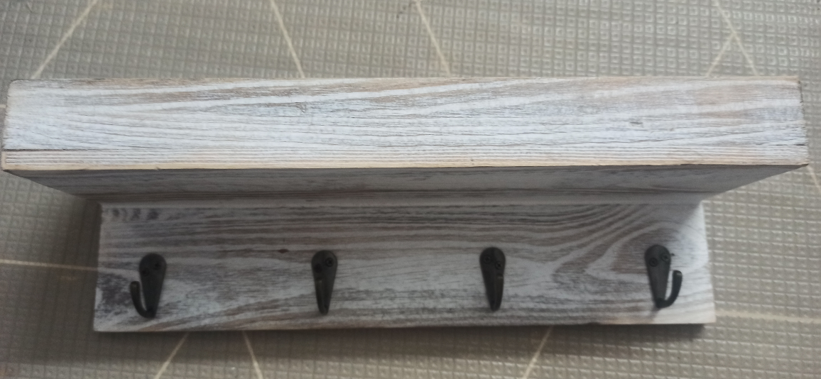 Rustic Whitewashed Wooden Key Holder with Shelf - photo 2