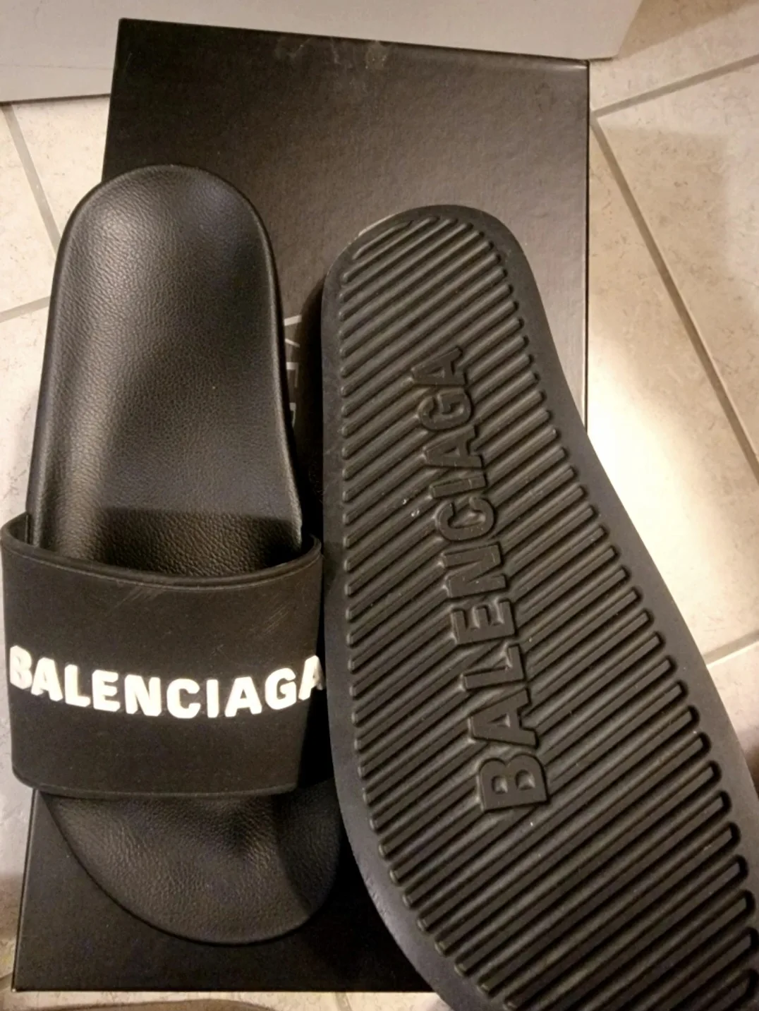 Mens Balenciaga Pool Slides image indicator(3)