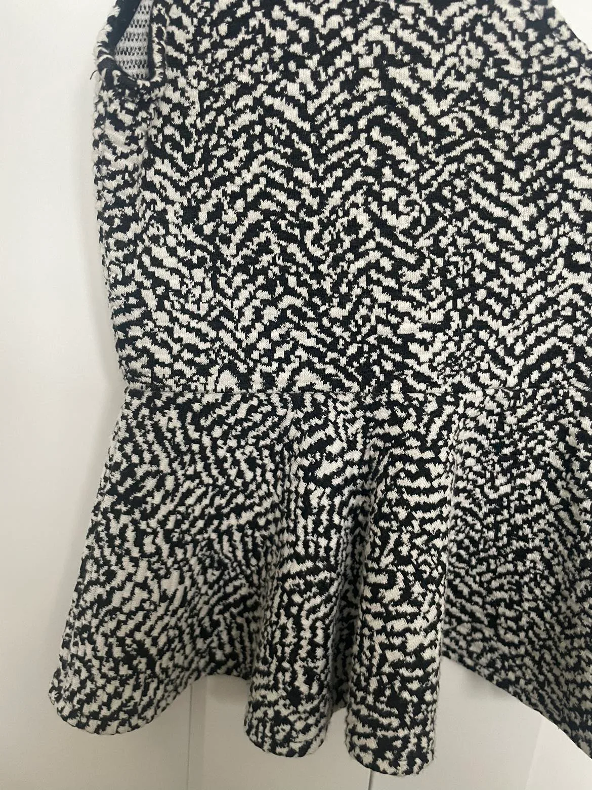 Peplum top image indicator(3)