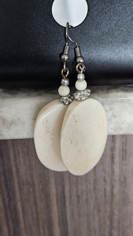 White Stone Coral Dangle Earrings - photo 5