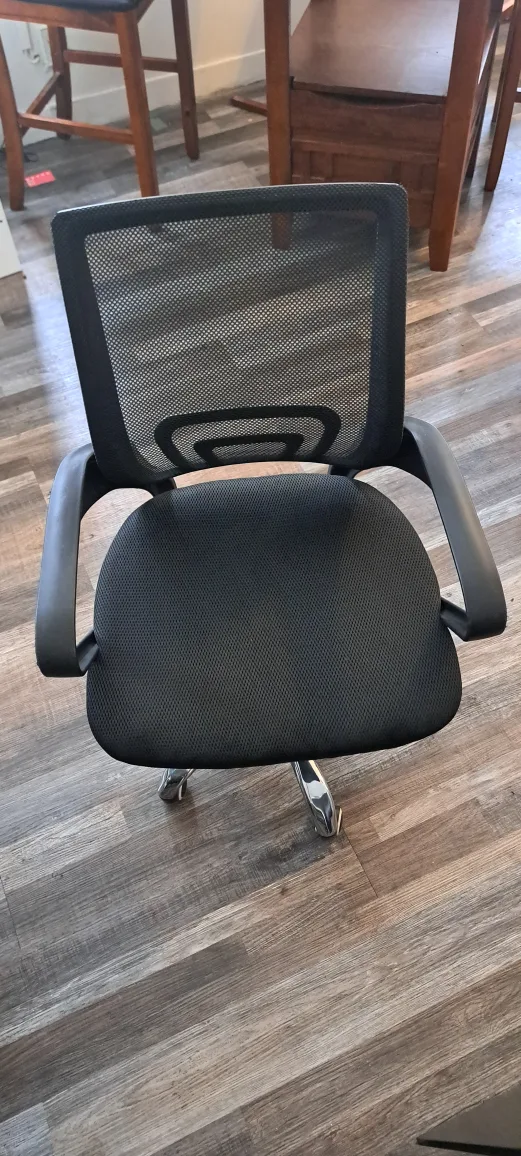 Black Mesh Office Chair with Adjustable Height image indicator(2)
