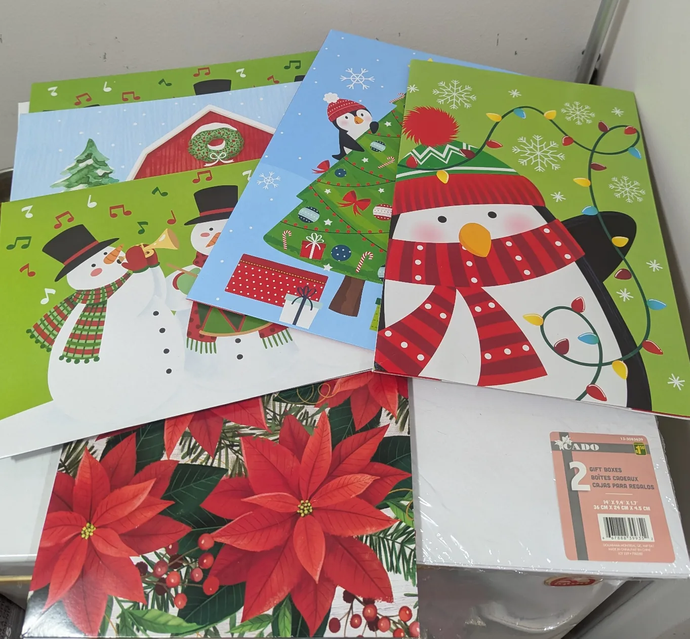 Christmas Gift Boxes and 4 Christmas Cards (for gift cards) image indicator(2)