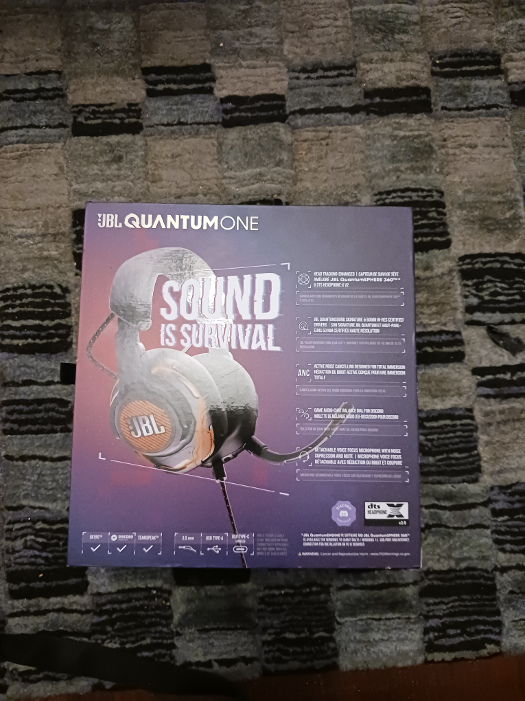 JBL Quantum One Wired Gaming Headset - photo 3