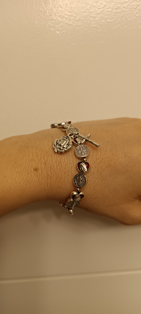 stretch Bracelet with the Virgin Mary and Jesus Christ