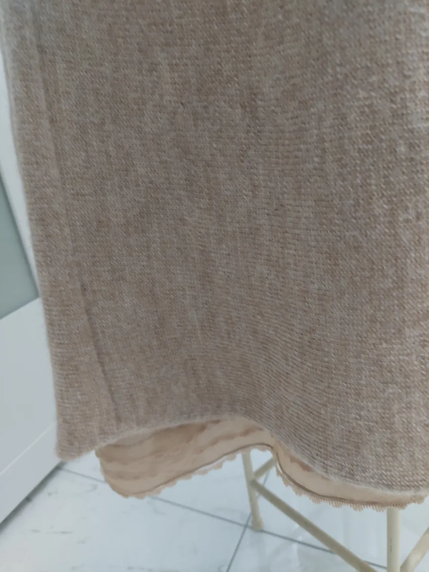 Women's Alpaca and Merino Wool Blend A-line Skirt image indicator(3)