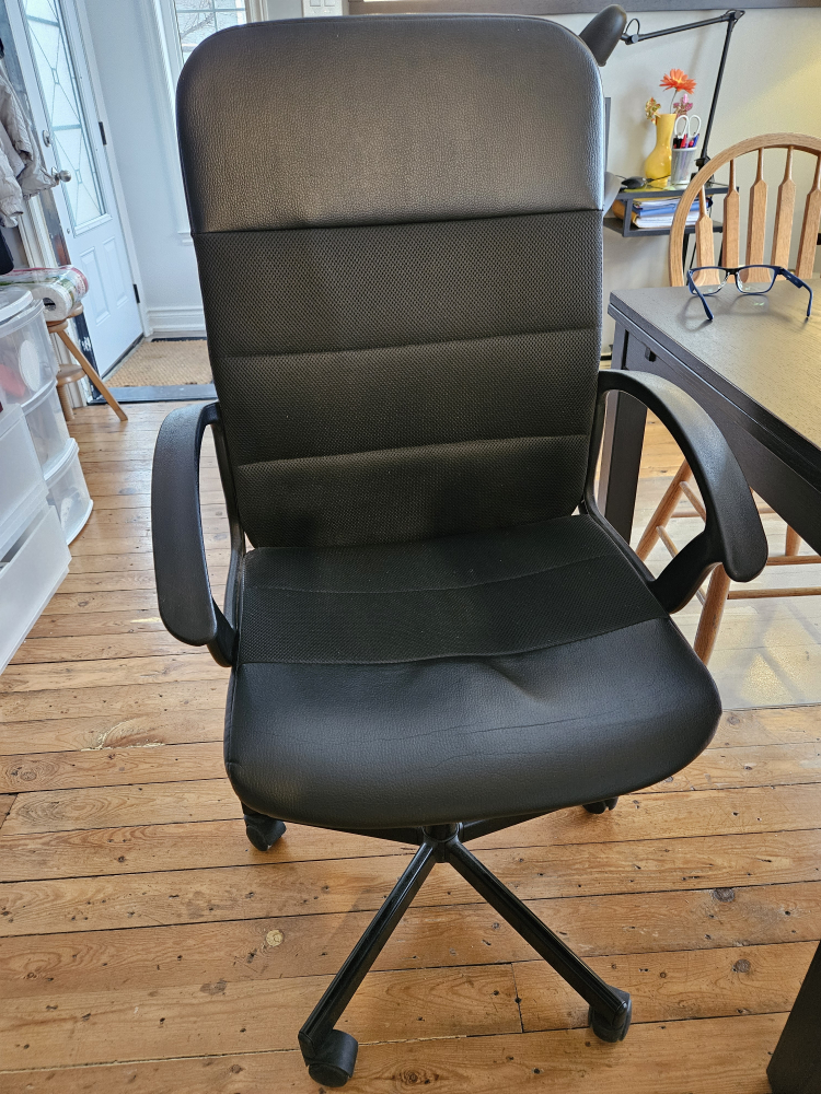 IKEA Black Office Chair with Wheels - photo 2