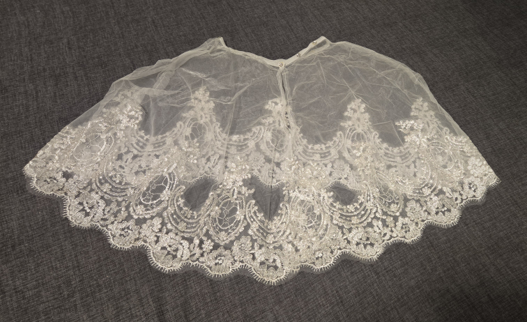 Delicate Lace Bridal Bolero