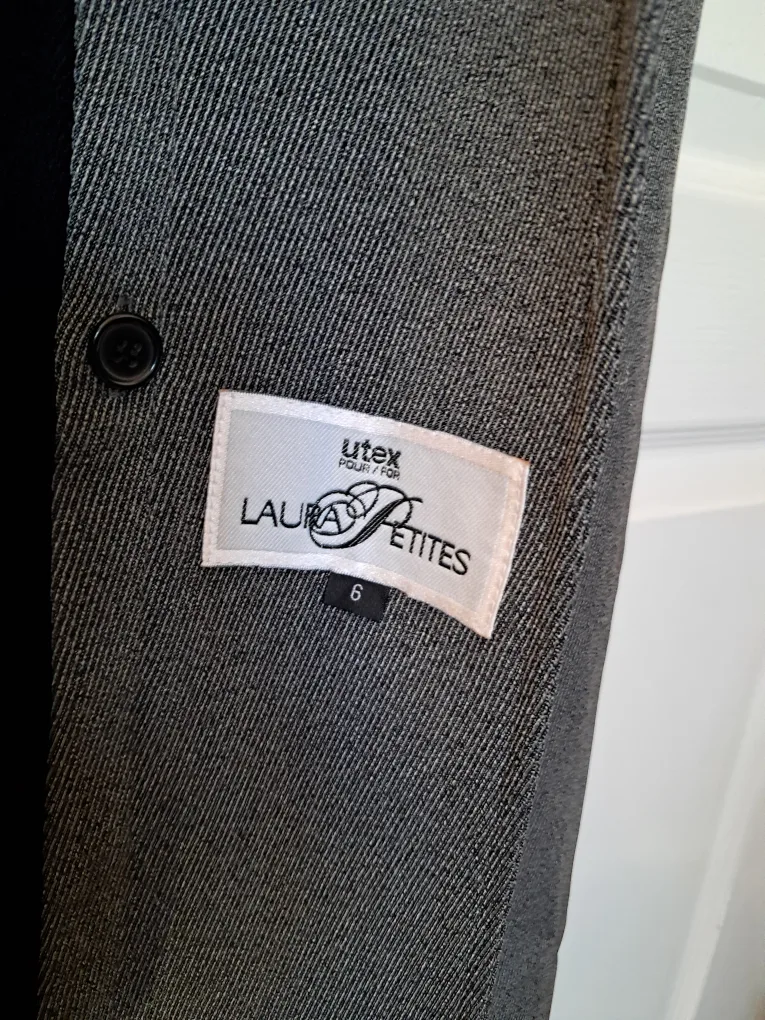 Laura Petites Grey Coat Size 6 image indicator(4)