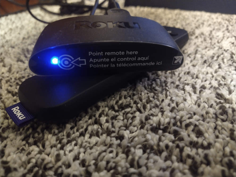 Roku Express 4K Streaming Device with Remote - photo 2