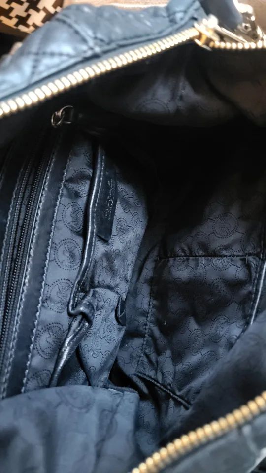 Michael Kors Black Quilted Leather Handbag image indicator(6)