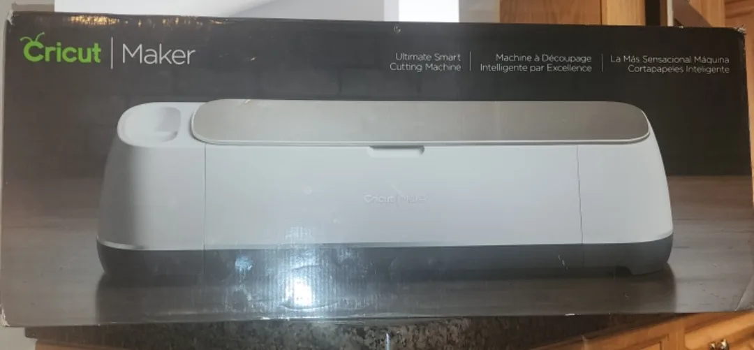 Cricut Maker Machine - New in Box image indicator(4)
