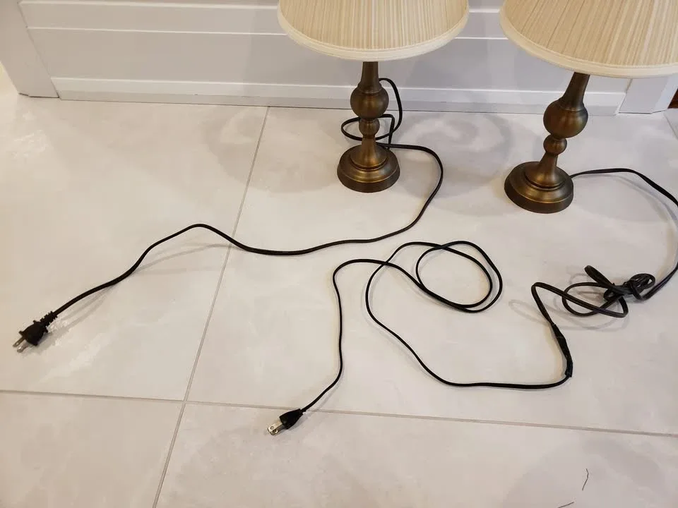 2 table lamps image indicator(9)