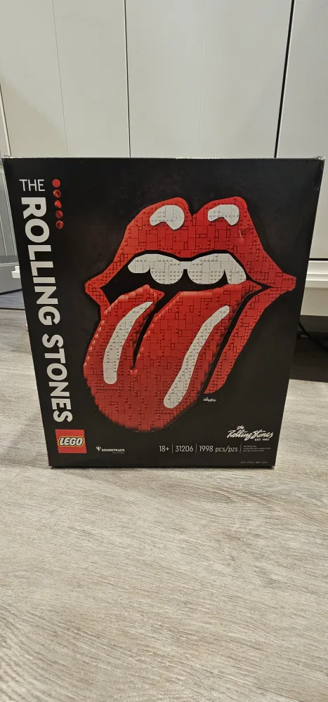 LEGO The Rolling Stones Tongue Building Kit thumbnail