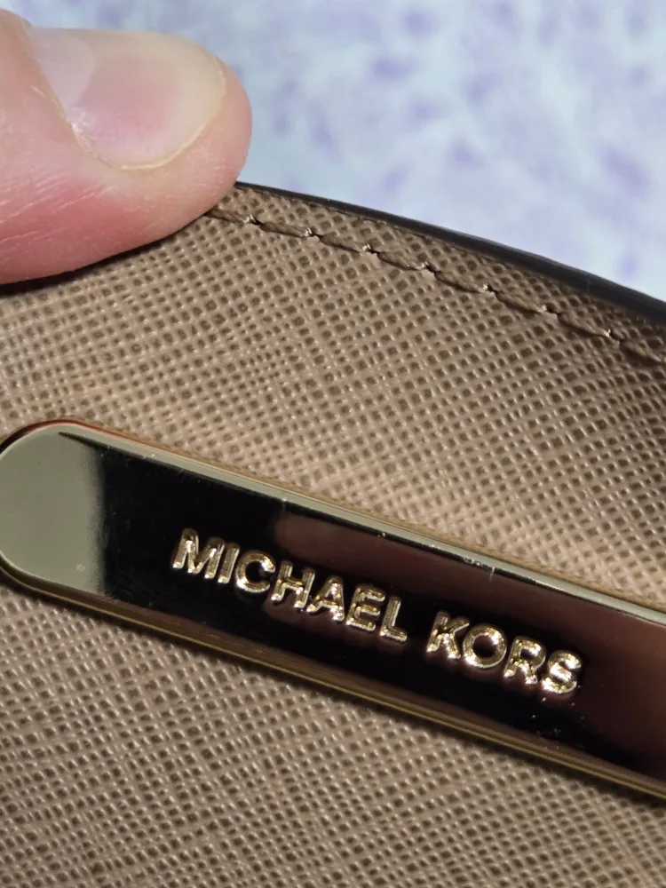 Michael Kors Red Leather Mercer Gallery Bag image indicator(4)