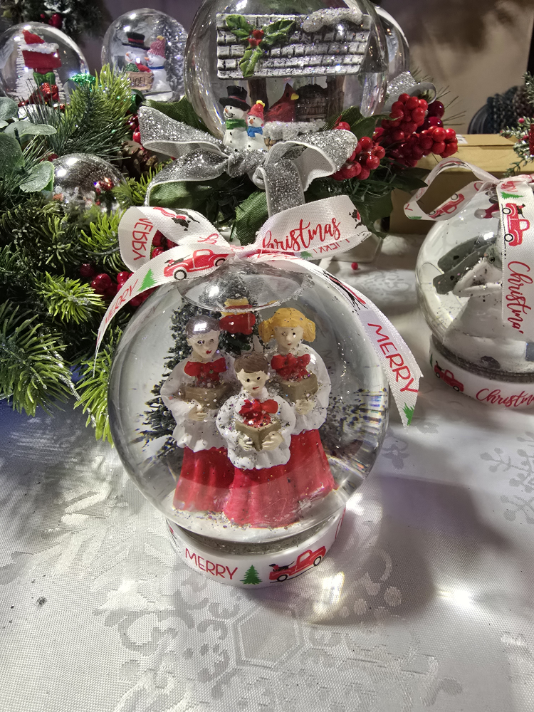 Set of 5 Christmas Snow Globes - photo 3