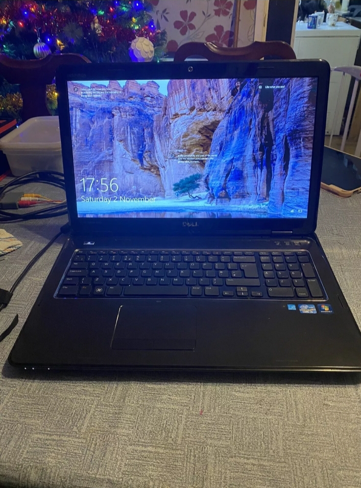 Dell Inspiron Laptop 500GB office word excel
