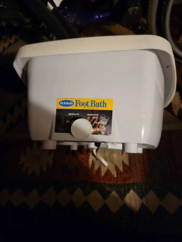 Dr. Scholl's Foot Bath with Massage and Heat image indicator(2)