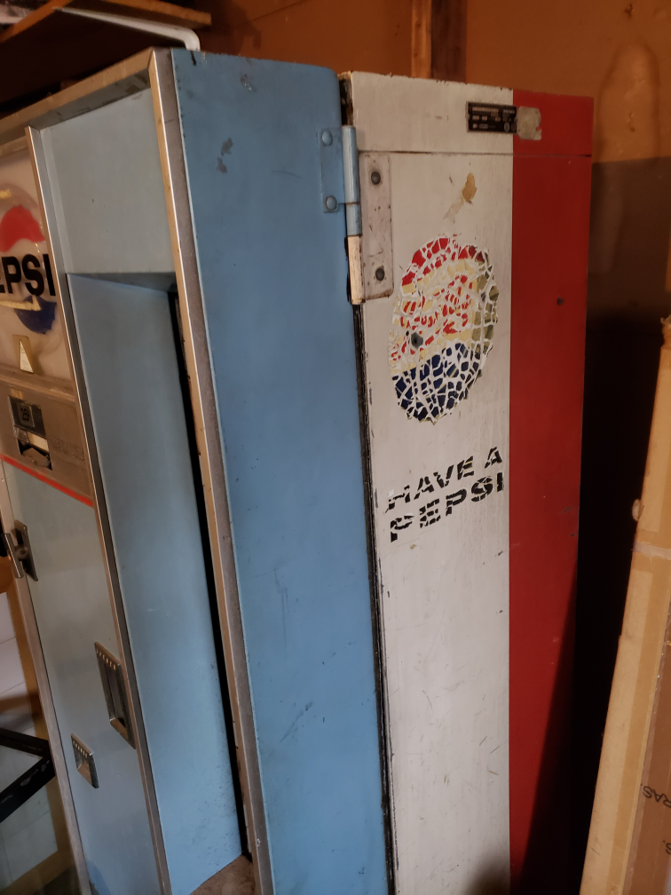 Vintage Pepsi Soda Vending Machine