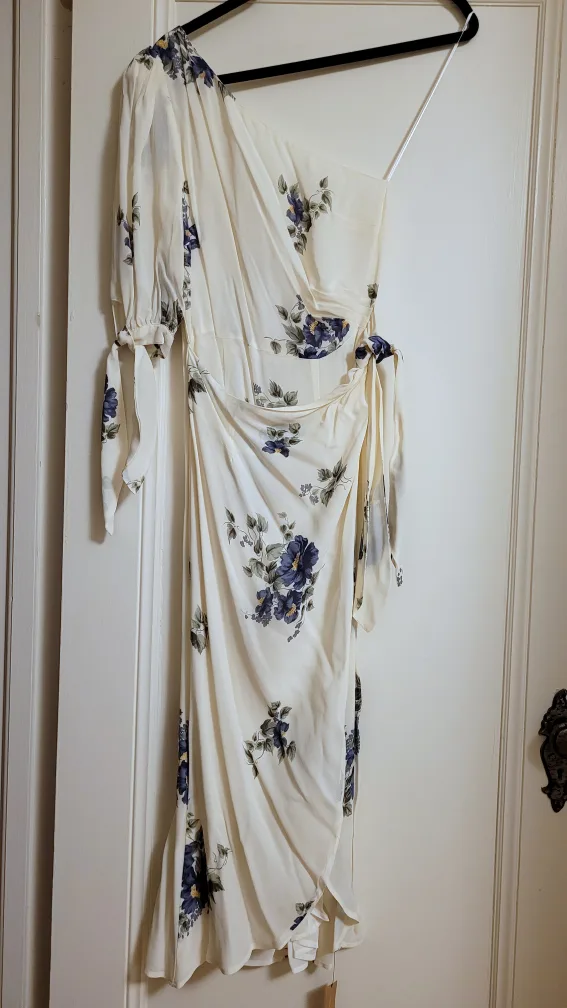 NWT Reformation Rainey- Floral One-Shoulder Midi Dress image indicator(2)