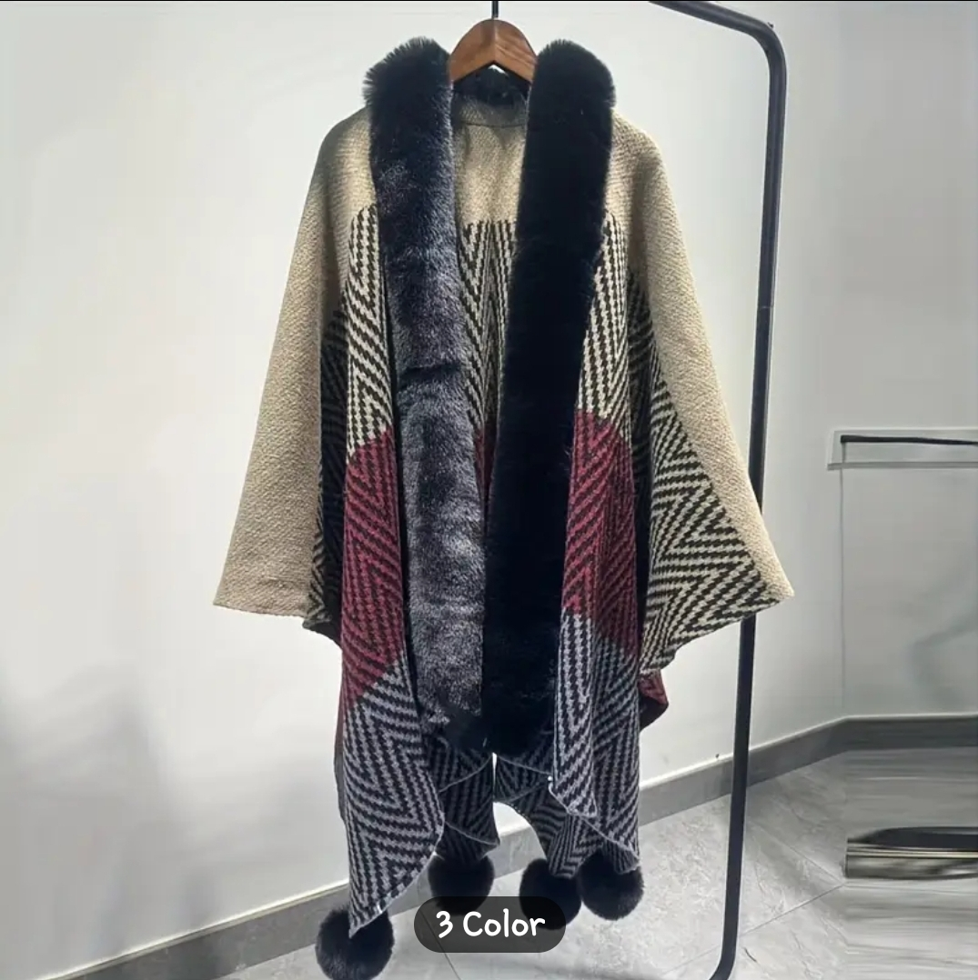 Women's Faux Fur Trimmed Poncho - photo 2