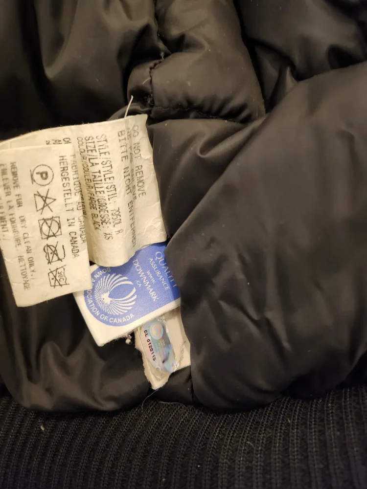 Canada Goose Bomber Jacket image indicator(4)