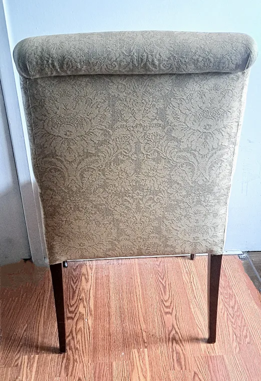 Elegant Armchair with Rolled Back image indicator(3)