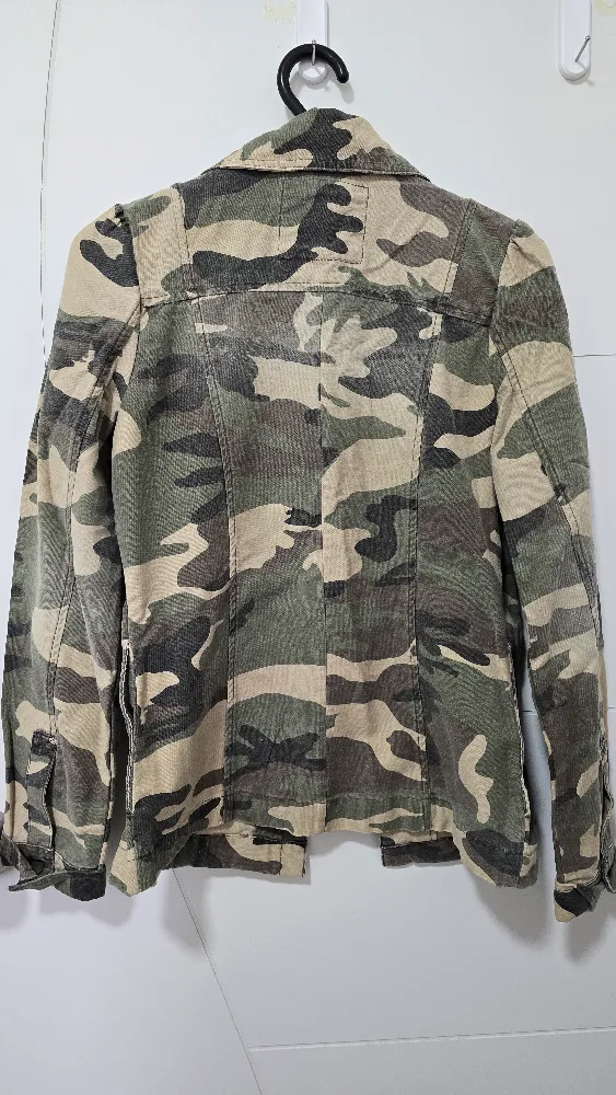 Roxy Surf Camo Jacket - Size Small image indicator(2)