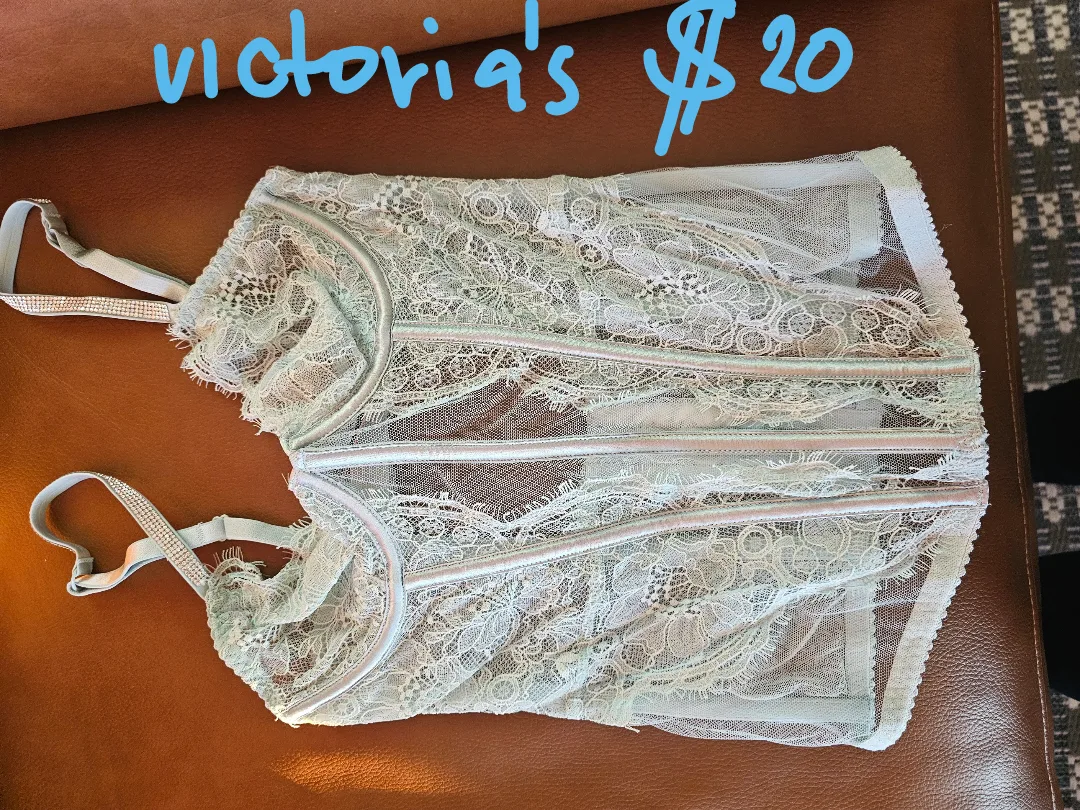 Lululemon-victoria's image indicator(8)