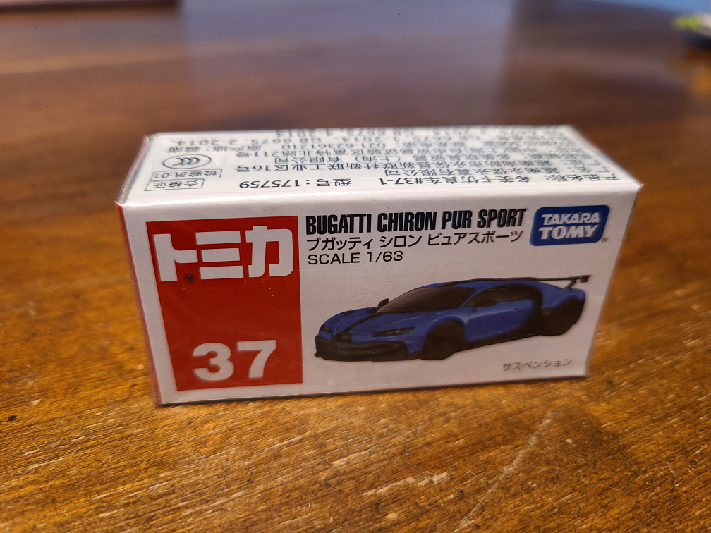 Tomica #37 Bugatti Chiron Pur Sport 1/63 Scale