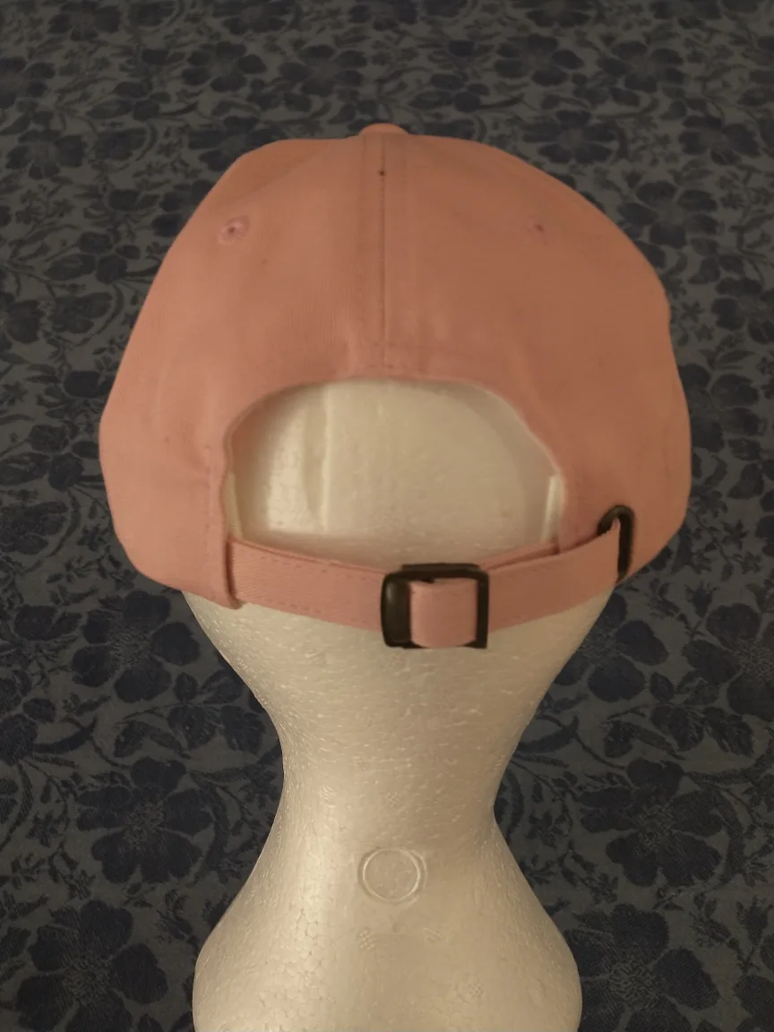 WeRateDogs official pink baseball cap image indicator(2)