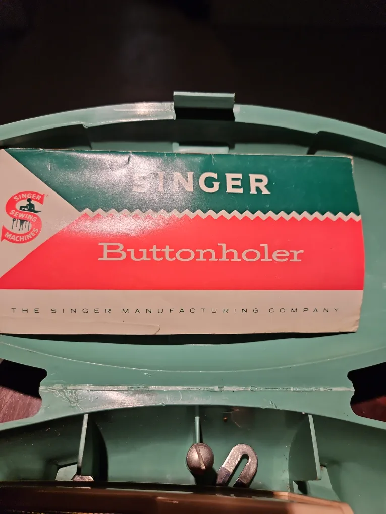 Vintage Singer Buttonholer Sewing Machine thumbnail