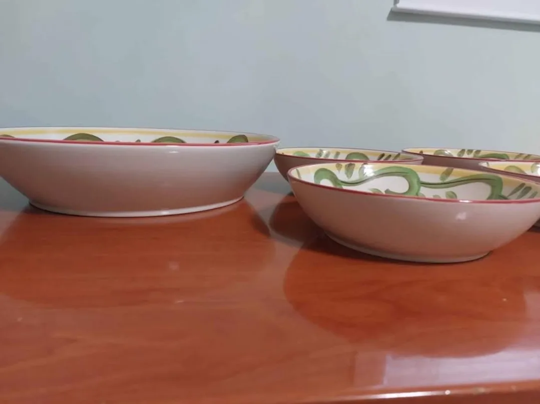 Gibson ceramic bowls set of 5 image indicator(3)