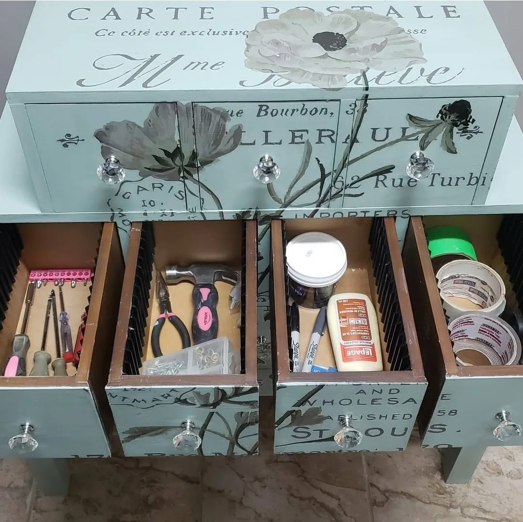 vintage Multi-Drawer sideboard image indicator(2)