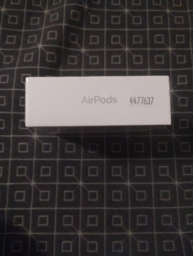 New Apple AirPods with Charging Case - photo 4
